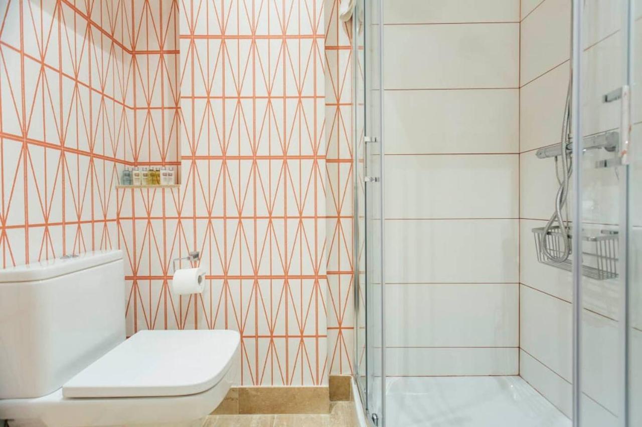 New With Height- 2Bd 1Bth- Pajaritos Apartman Sevilla Kültér fotó