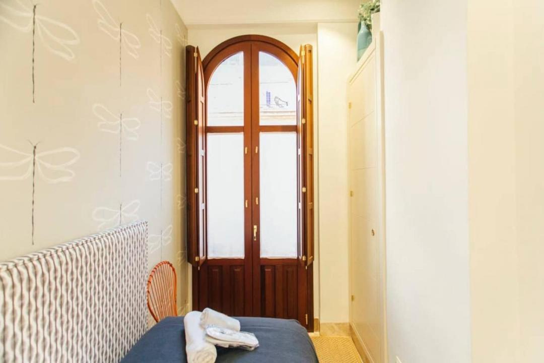 New With Height- 2Bd 1Bth- Pajaritos Apartman Sevilla Kültér fotó